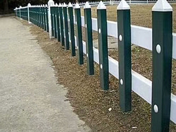 草坪護(hù)欄